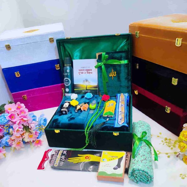 Large size islamic luxury makhmal quran sharif gift package - Image 5