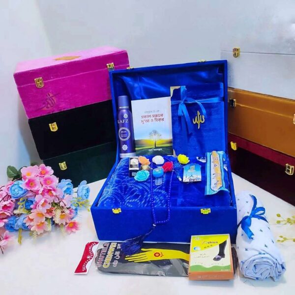 Large size islamic luxury makhmal quran sharif gift package - Image 2