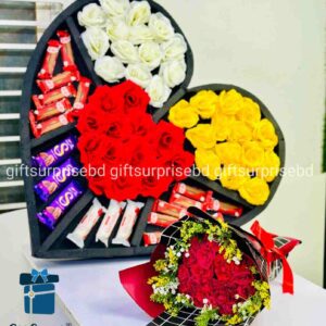 Heart-Shaped Flower & Chocolate Gift Set - Ultimate Romantic Surprise